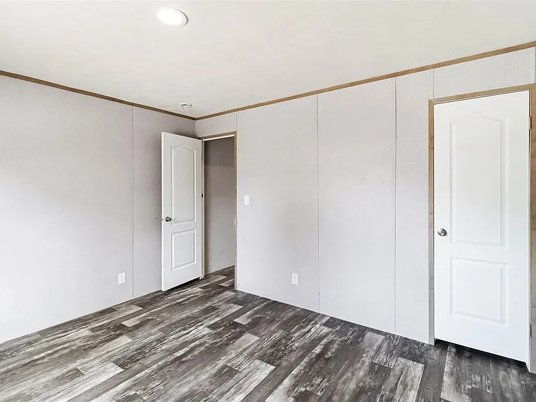 5670 E Austin St — Photo 18