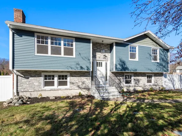 92 Forest Park Rd, Woburn, MA 01801