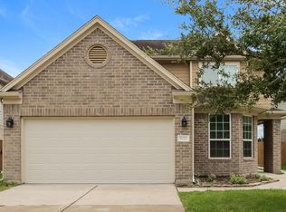 5222 Rio Dr, Baytown, TX 77521