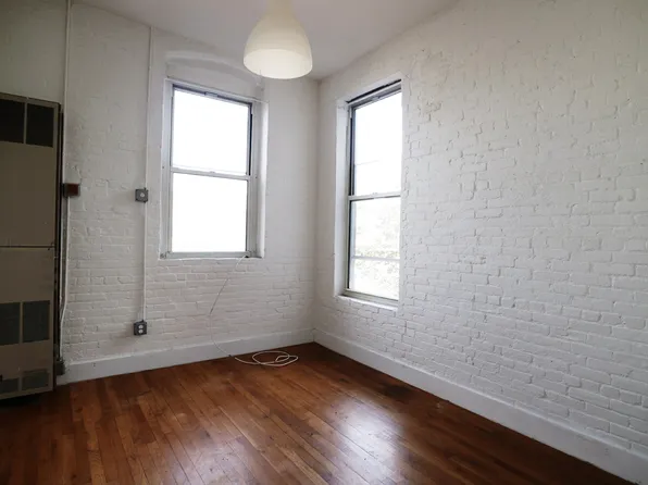 885 Park Avenue image 5 of 10