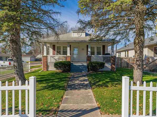 501 N Sherman St, Lincoln, IL 62656