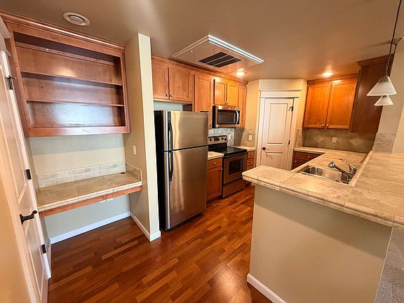 2nd image of 3640 Summerlinn Dr