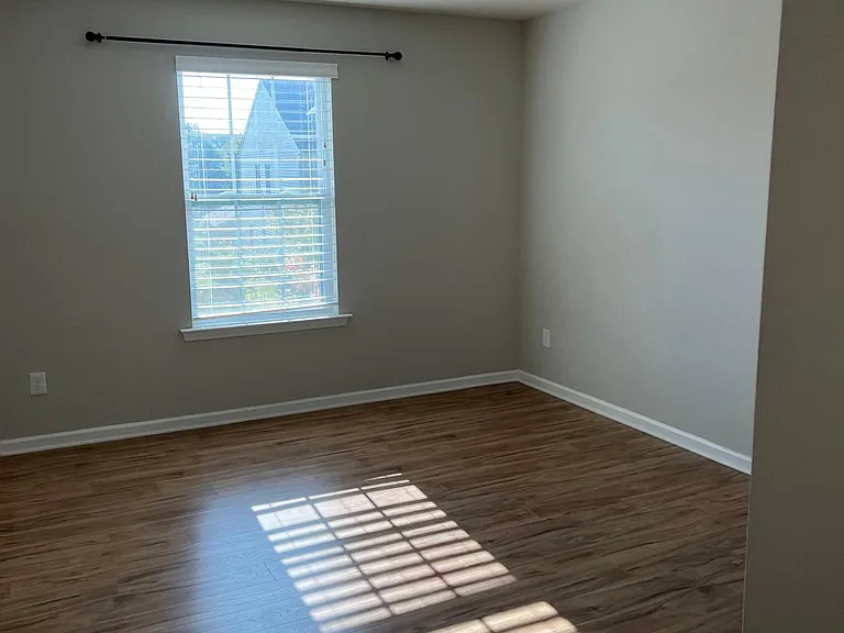 832 Ember Dr — Photo 20