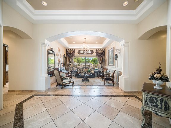 4th image of 2026 E Pickett Ct
