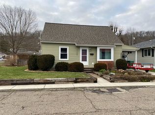 1105 Adrian Ave, Gallipolis, OH 45631