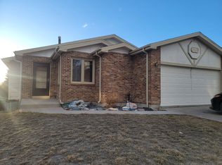 2829 Foothills Rd, Cheyenne, WY 82009