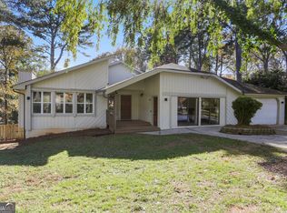 2633 Windridge Dr, Acworth, GA 30102