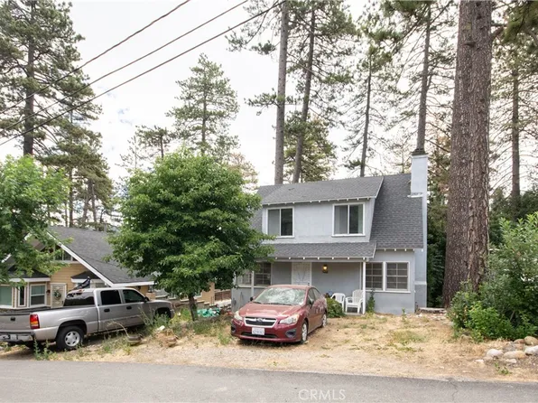 443 Forest Ln, Crestline, CA 92325