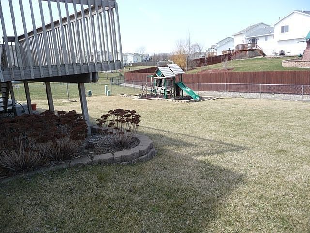 2nd image of 434 SE Orchid St