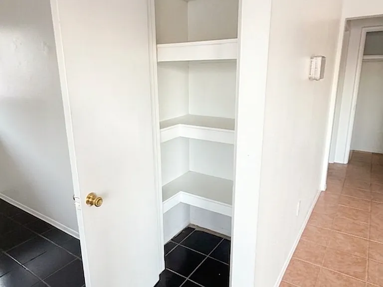 1724 E Harvard St #1 — Photo 3