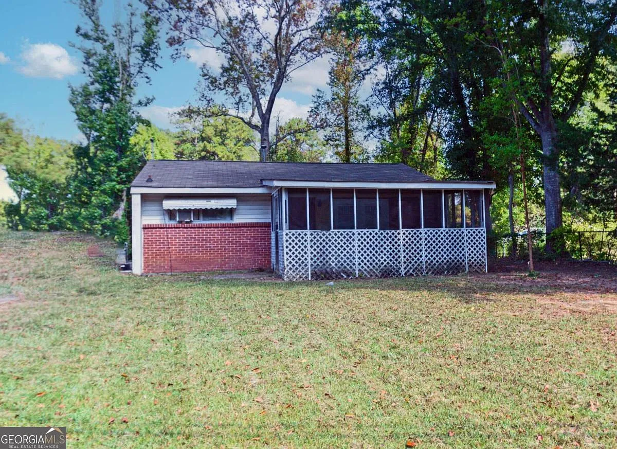 443 Ridgecrest Dr photo 1