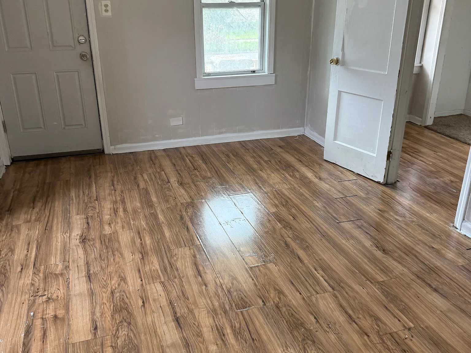 3 bed, $1,350 — Photo 4
