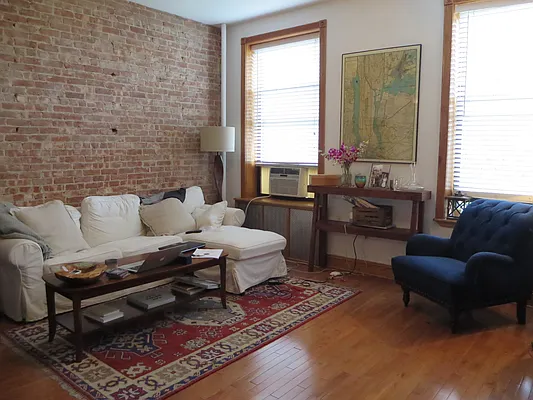 Rented by Centric New York | media 12