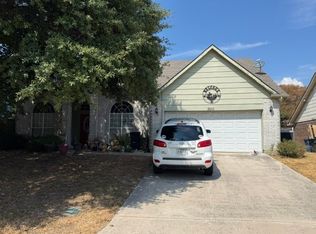 3406 Meadowview Dr, Corinth, TX 76210