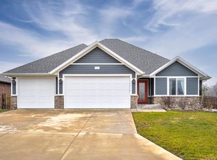 1309 S Appomattox Ave, Republic, MO 65738