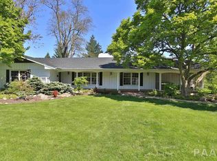 2225 E Lake Ave, Peoria Heights, IL