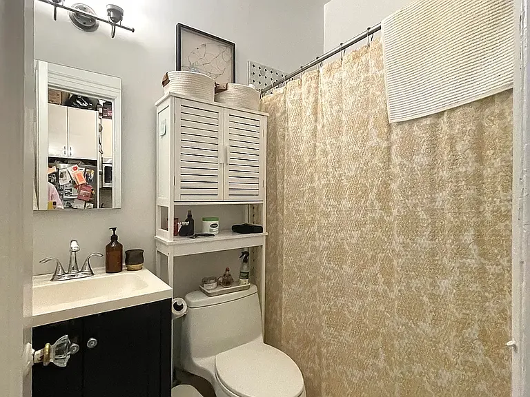 319 W 88th St #7 — Photo 7