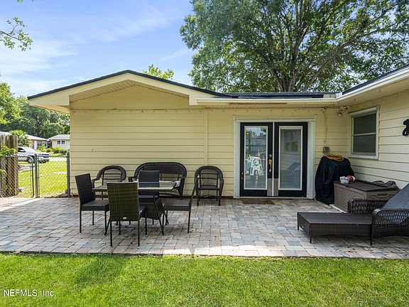 5th image of 210 DELTONA Boulevard