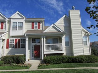 1582 Sandcastle Ln, Hampshire, IL 60140