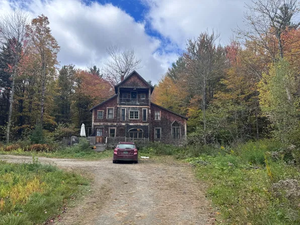 879 Hoag Rd, Johnson, VT 05656