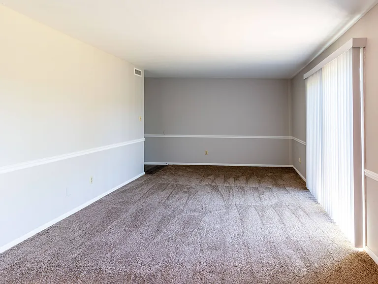 Pickwick Farms Apartments — Photo 30
