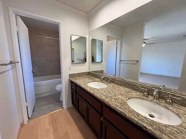 270 Riverview Dr — Photo 14