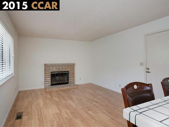 5th image of 8116 Creekside Dr