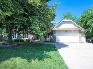 1549 E Mockingbird Ct, Derby, KS 67037