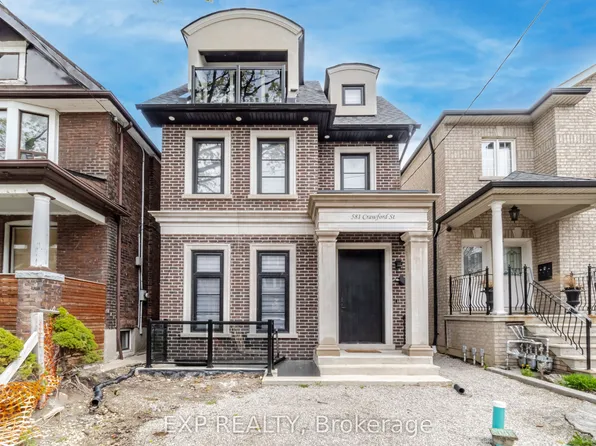 581 Crawford St, Toronto, ON M6G 3K1