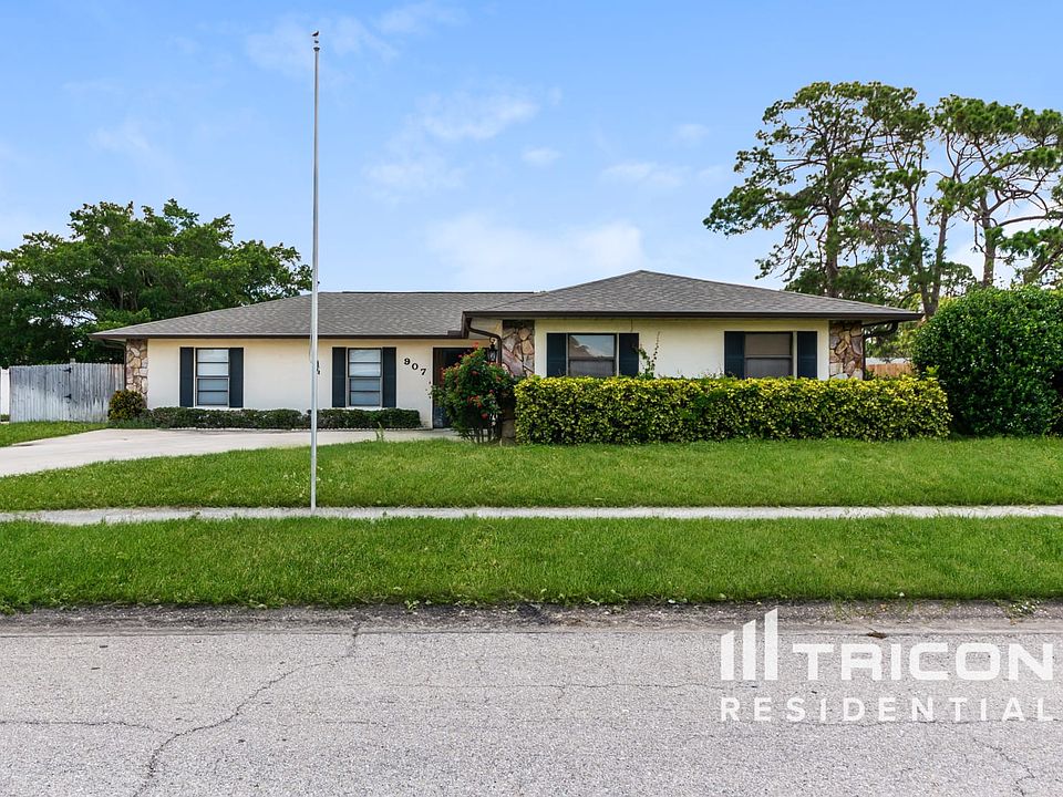 1st image of 907 67th Avenue Dr W