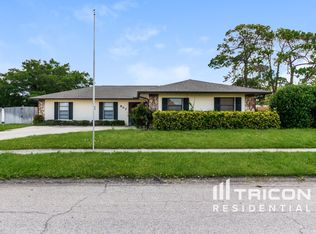 907 67th Avenue Dr W, Bradenton, FL 34207