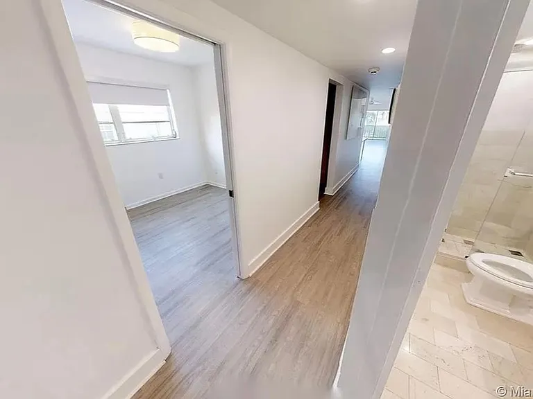 855 Euclid Ave #208 — Photo 22