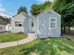 32 Church Rd, Airmont, NY 10952