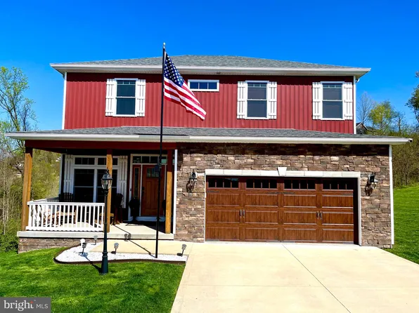 306 Gracie Ln, Morgantown, WV 26508