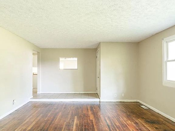 3rd image of 103 Northshore Blvd