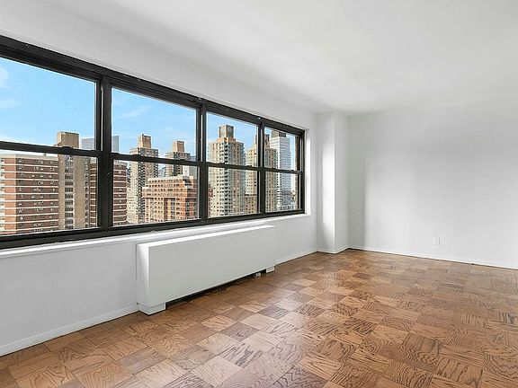 4th image of 142 W End Ave APT 23R