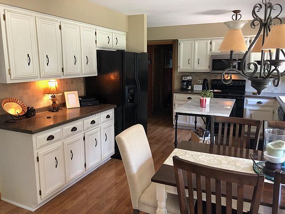 partial view of Kitchen