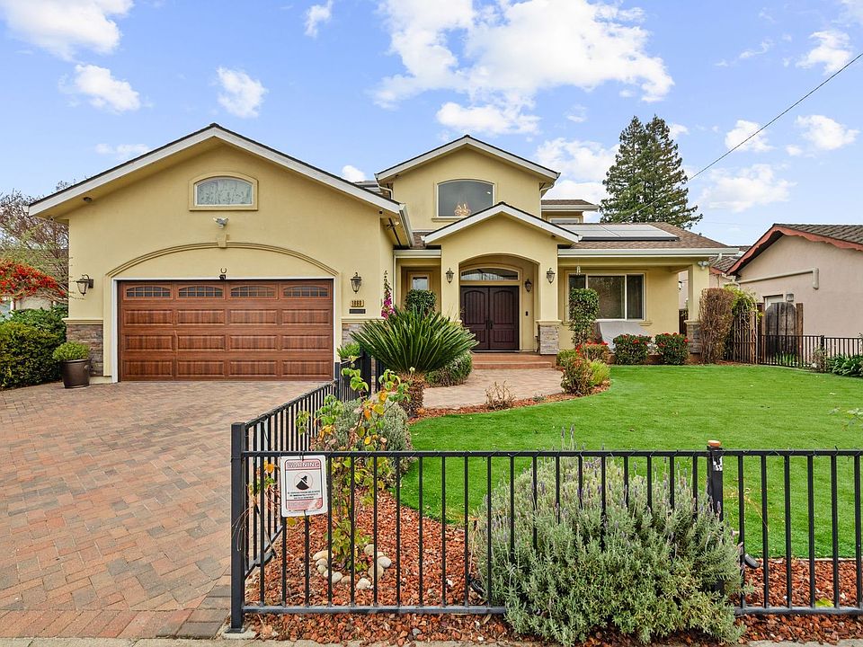 1st image of 1660 McGregor Way