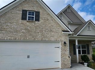 1524 Weeping Tree Cir, Hoschton, GA 30548