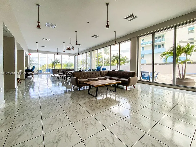 9225 Collins Ave #1010 — Photo 23