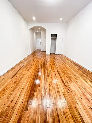 Rented by Urban Real Estate Inc | media 42