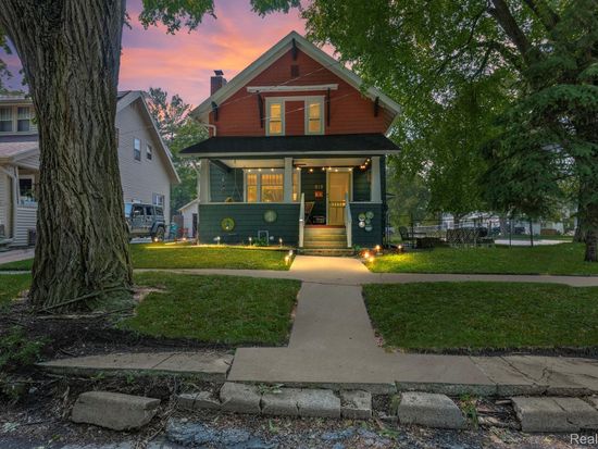 819 N Ball St, Owosso, MI 48867