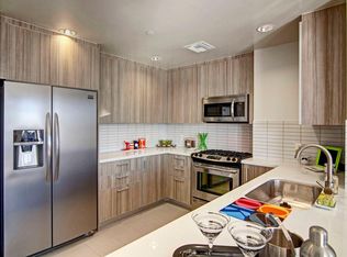 1232 N Kings Rd #201, West Hollywood, CA 90069