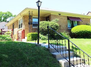 2617 S 64th St, Greenfield, WI 53219