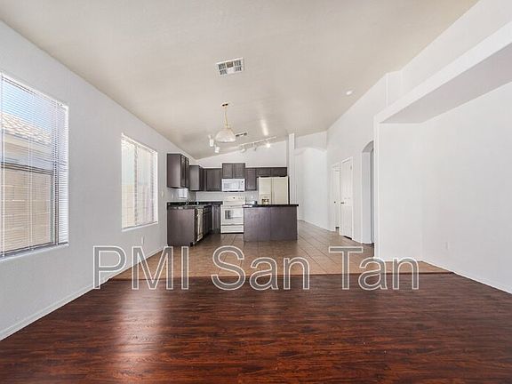 5th image of 3202 W Mineral Butte Dr