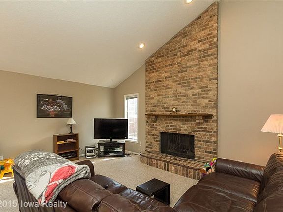 4th image of 7901 Briarwood Ln