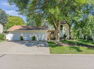 7500 Paul Rd, Woodbury, MN 55125