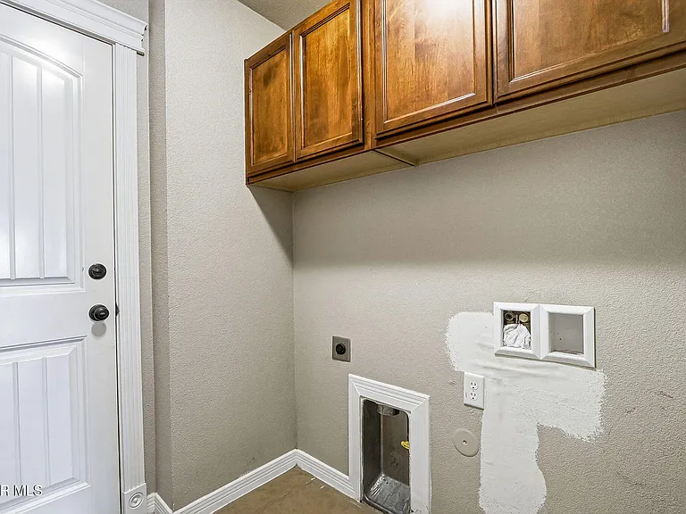 14124 Honey Point Dr — Photo 32