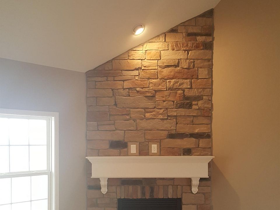 2nd image of 133 Tuscany Dr