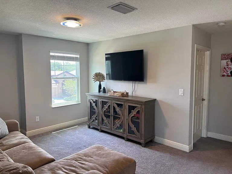 6125 Colmar Pl — Photo 12